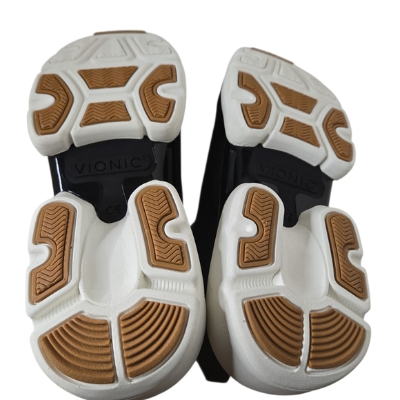 Vionic Freedom Size 9.5 - Picture 8 of 10